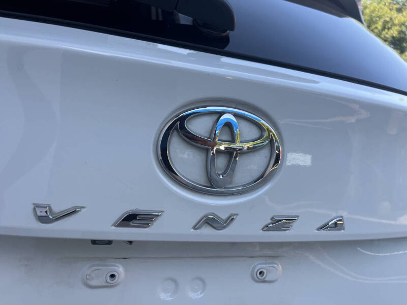 2014 Toyota Venza LE