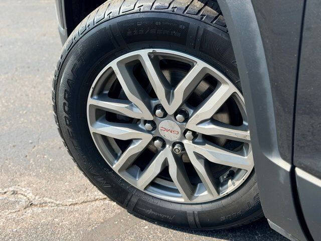 2017 GMC Acadia SLE-2