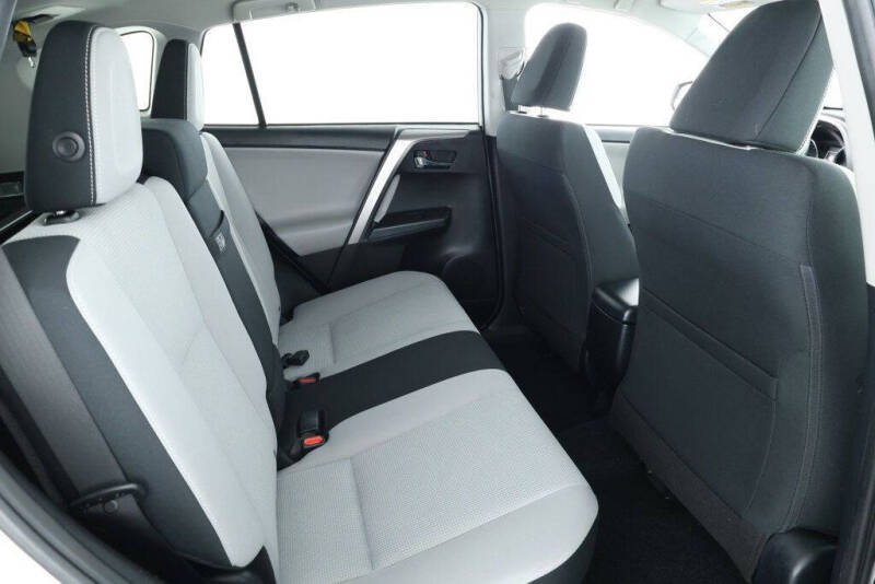 2018 Toyota RAV4 Hybrid XLE