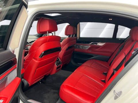 2018 BMW 7 Series 750i