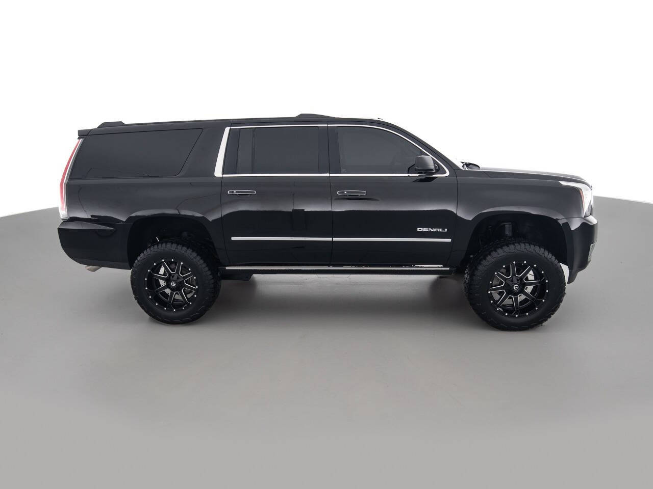 Used Car 2017 Gmc Yukon Xl  Denali 4x4 4dr Suv For Sale Under $30,000 In Coal City, Illinois
