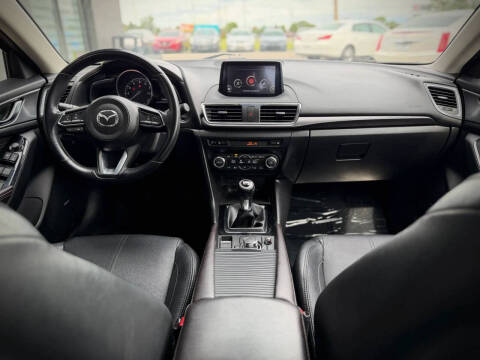 2017 Mazda MAZDA3 Grand Touring