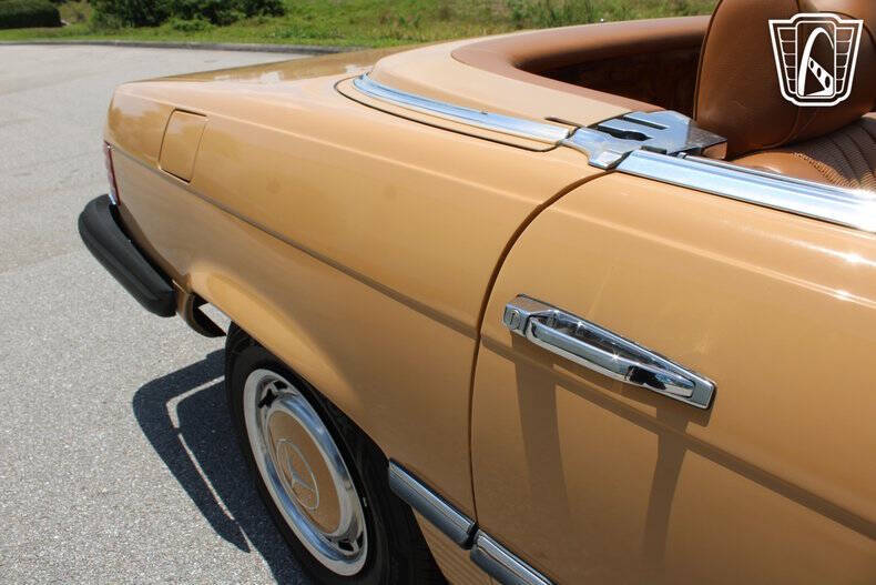 1976 Mercedes-Benz SL-Class