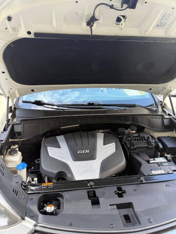 2017 Hyundai Santa Fe Limited Ultimate