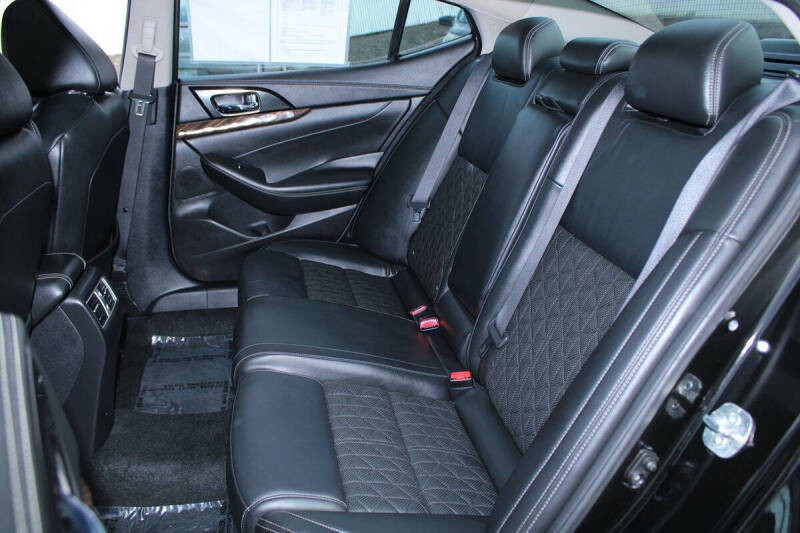 2017 Nissan Maxima Platinum