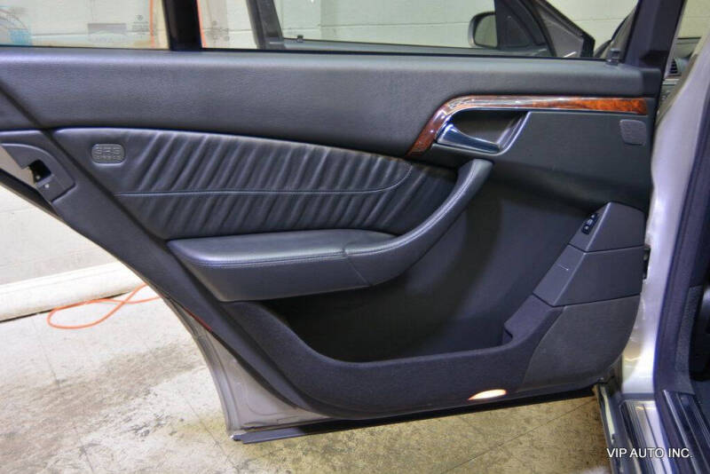 2004 Mercedes-Benz S-Class S 500 4MATIC