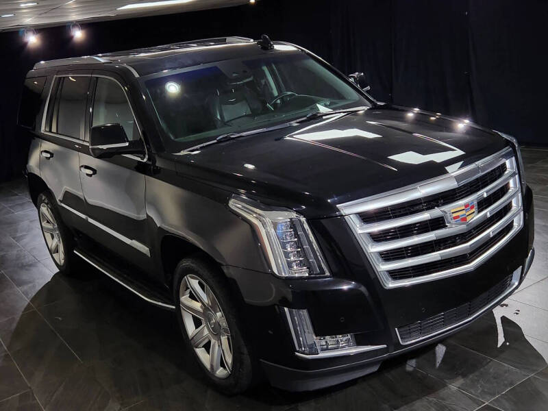 2017 Cadillac Escalade Luxury