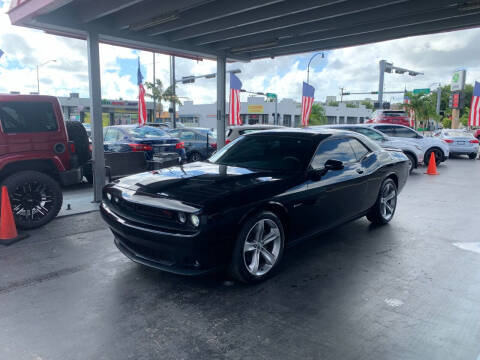 2016 Dodge Challenger for sale at American Auto Sales in Hialeah FL