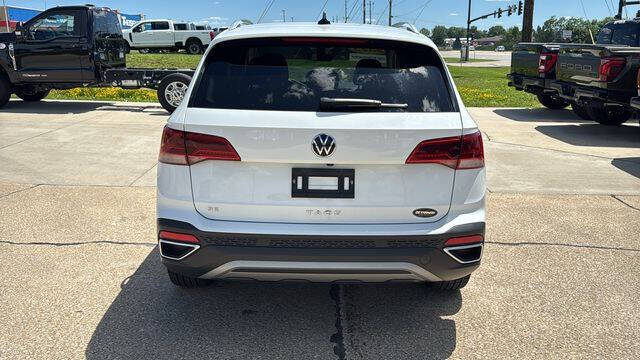2023 Volkswagen Taos SE