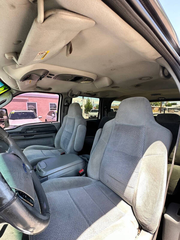 2003 Ford Excursion XLT