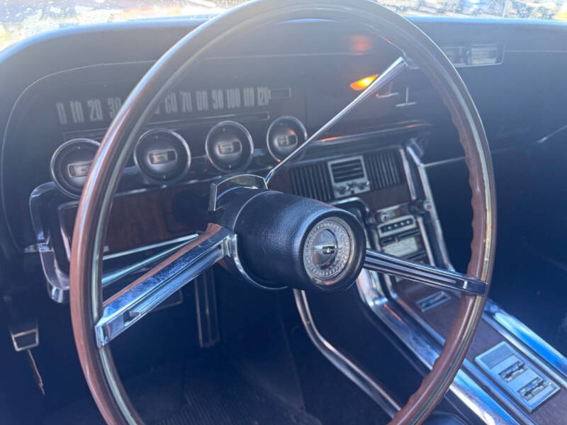 1966 Ford Thunderbird