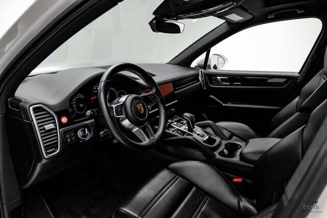 2023 Porsche Cayenne