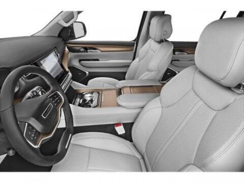 2025 Jeep Wagoneer L Carbide