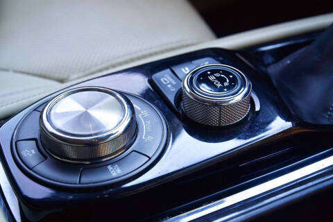 2021 Infiniti QX80 Luxe