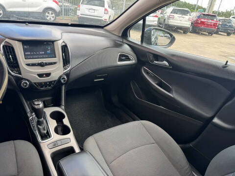 2017 Chevrolet Cruze LS Auto