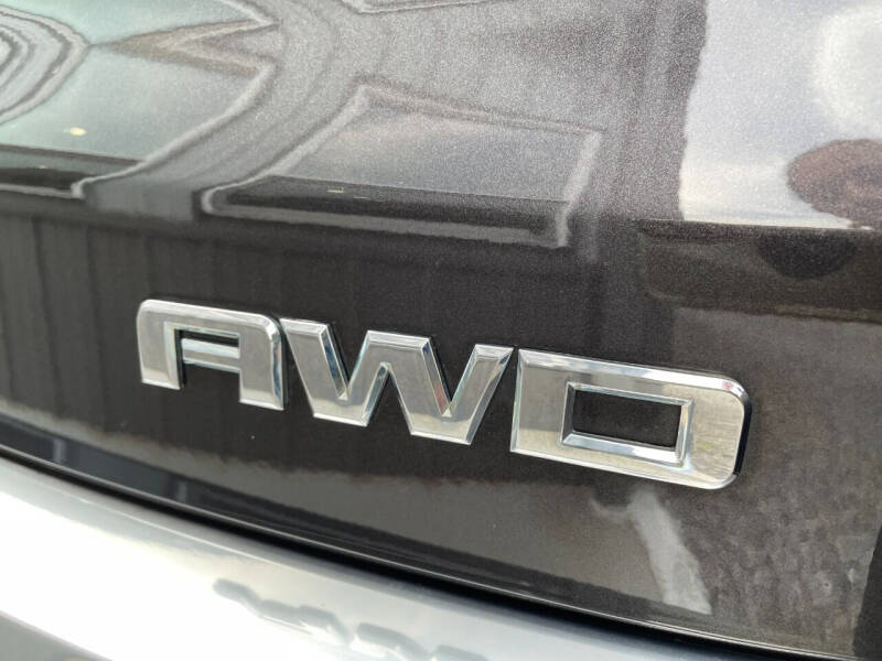 2016 GMC Acadia Denali
