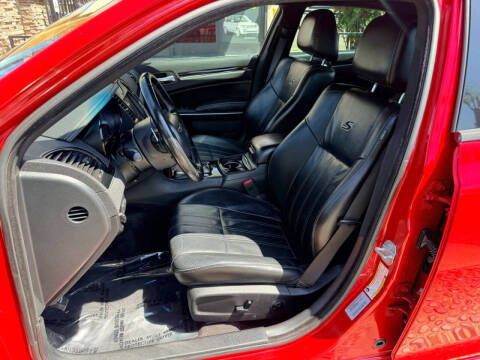 2017 Chrysler 300