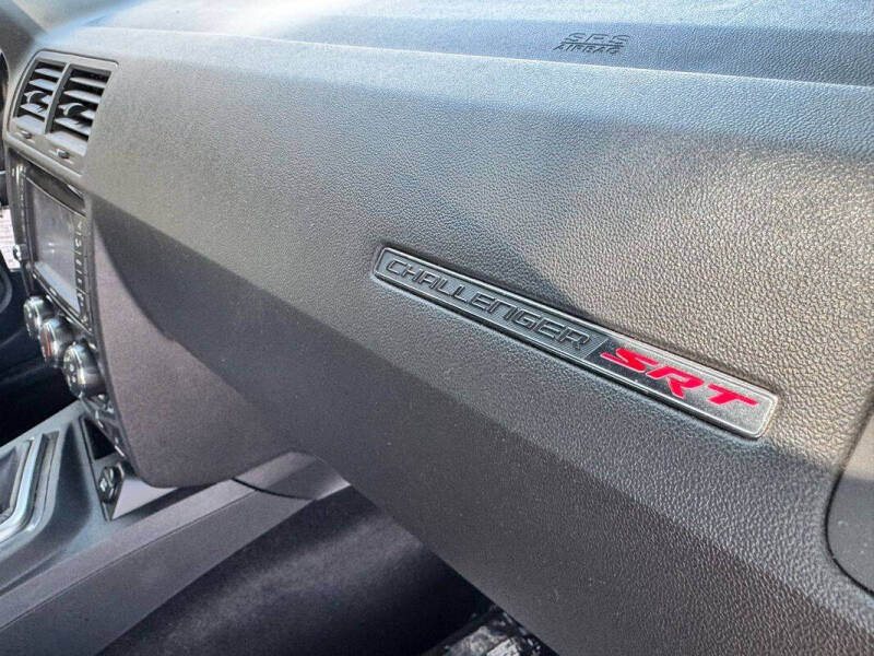 2009 Dodge Challenger SRT8