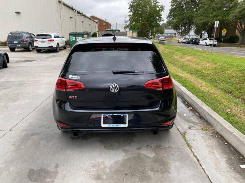 2017 Volkswagen Golf GTI SE