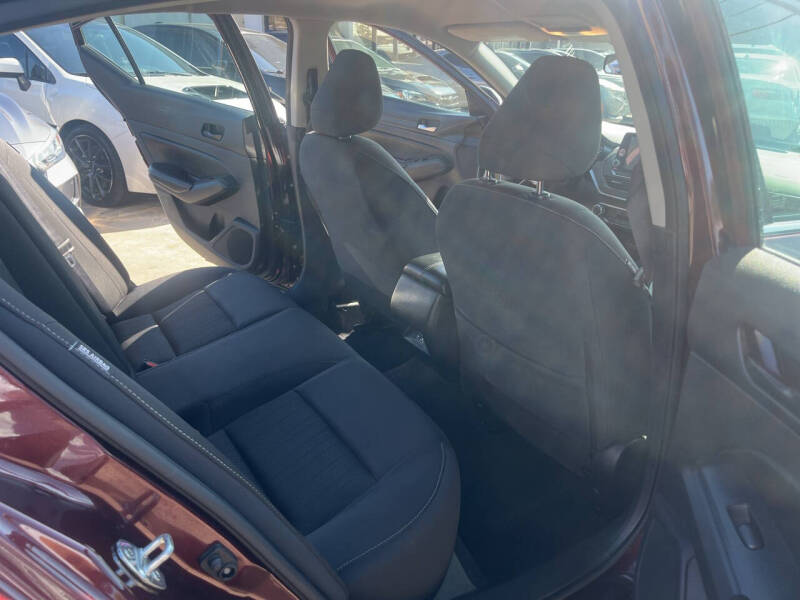 2024 Nissan Altima 2.5 SV