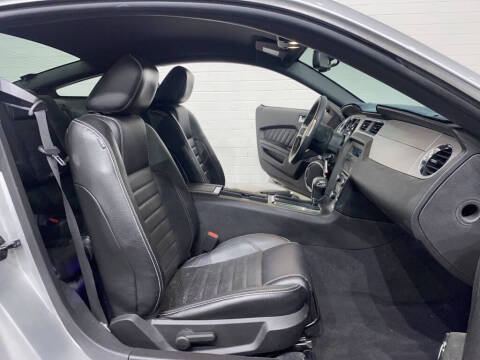 2010 Ford Mustang V6