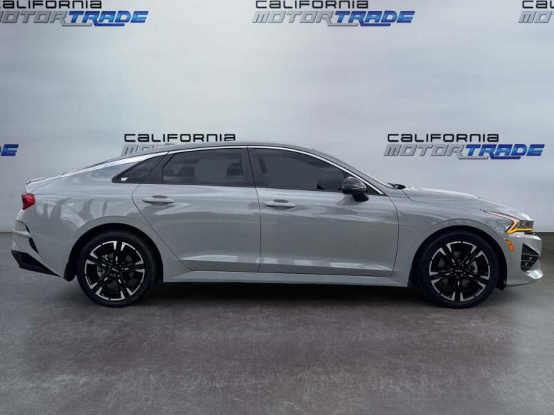2023 Kia K5