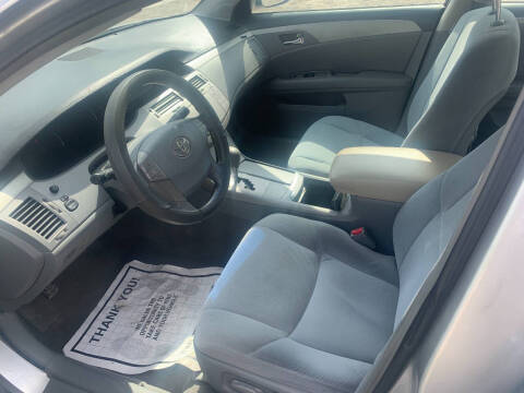 2009 Toyota Avalon XL