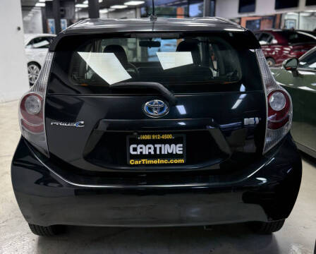 2013 Toyota Prius c Three