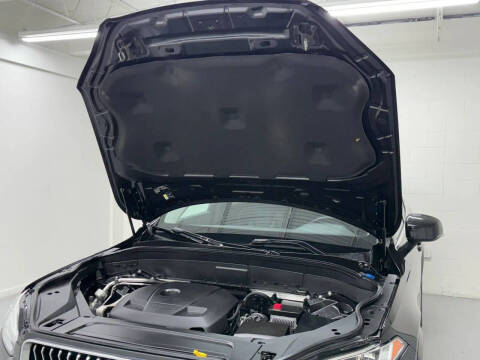 2021 Volvo XC90 T5 Momentum