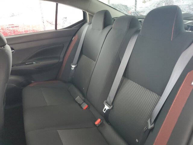 2023 Nissan Versa SR