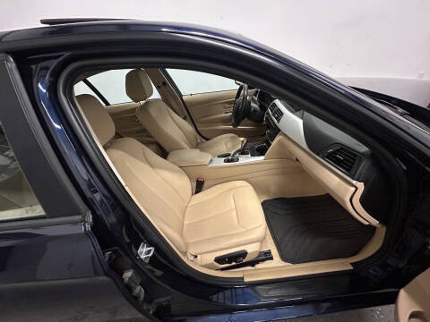 2013 BMW 3 Series 328i