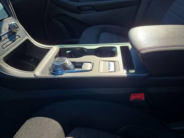 2024 Ford Edge SE