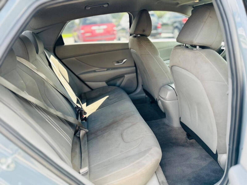 2022 Hyundai Elantra