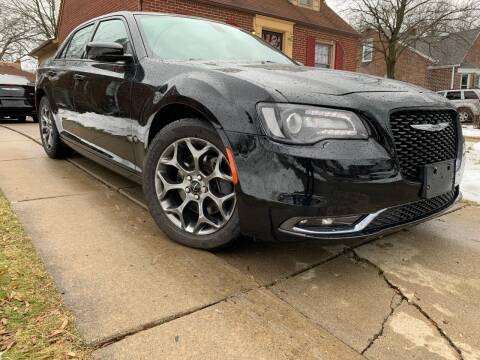 2016 Chrysler 300 for sale at Dymix Used Autos & Luxury Cars Inc in Detroit MI