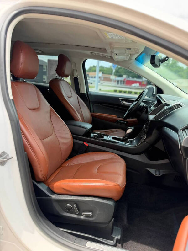 2015 Ford Edge Titanium - Photo 36
