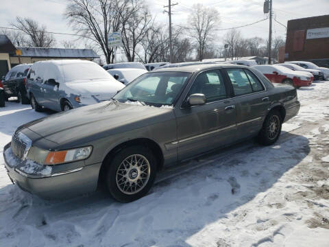 2000 Mercury Grand Marquis for sale at DRIVE-RITE in Saint Charles MO