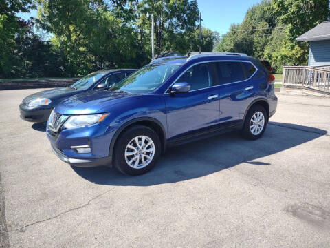 2018 Nissan Rogue for sale at Dave's Car Corner in Hartford City IN