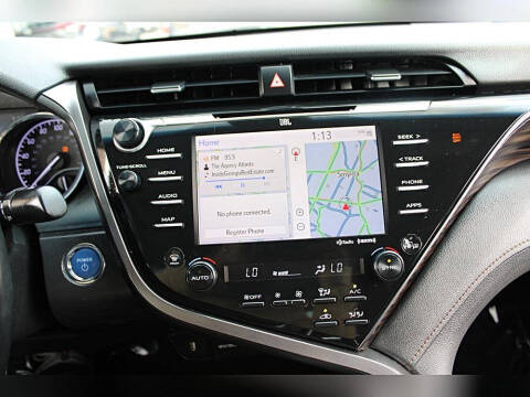 2020 Toyota Camry Hybrid XLE