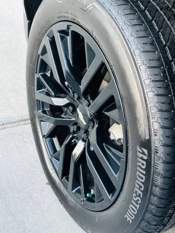 2021 Chevrolet Suburban High Country