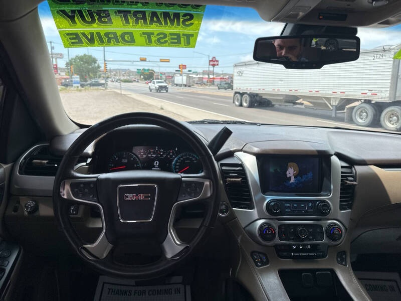 2017 GMC Yukon XL SLT