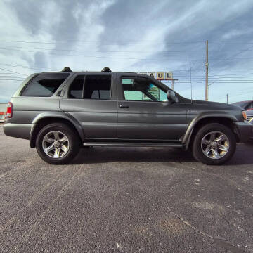 2004 Nissan Pathfinder LE Platinum