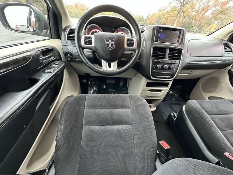 2014 Dodge Grand Caravan American Value Package