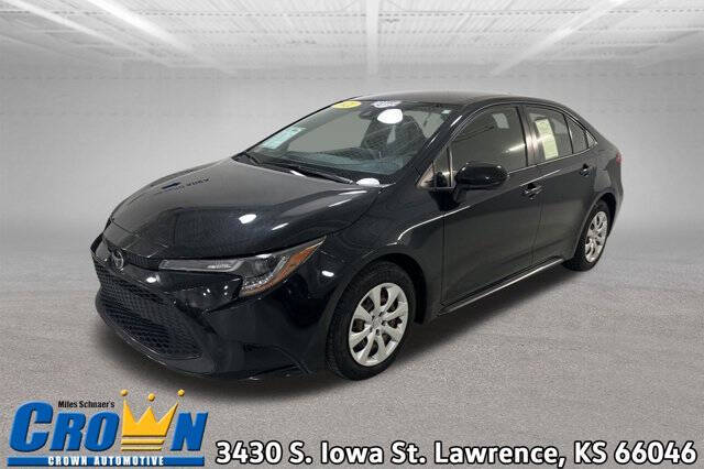 2021 Toyota Corolla for sale at Crown Automotive of Lawrence Kansas in Lawrence KS