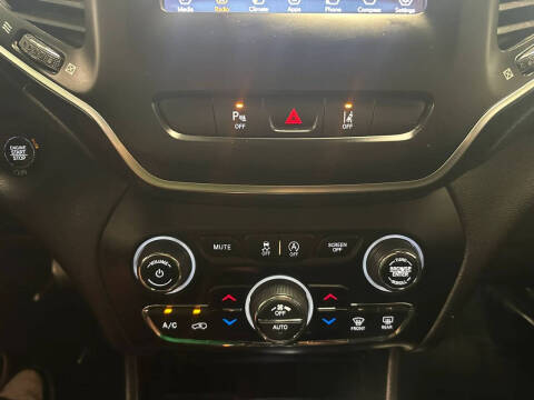2020 Jeep Cherokee Altitude