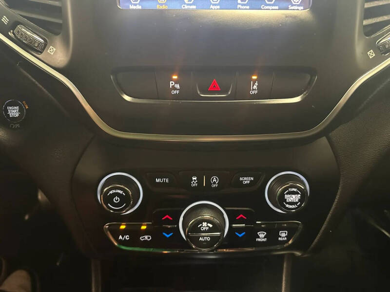 2020 Jeep Cherokee Altitude