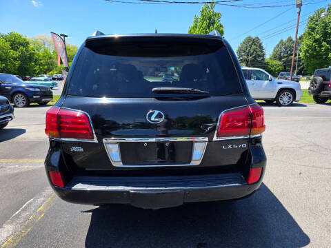2011 Lexus LX 570