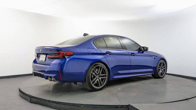 2023 BMW M5