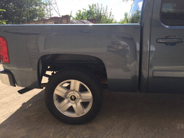 2007 Chevrolet Silverado 1500 LTZ photo 7