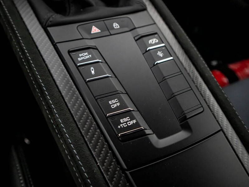 2024 Porsche 718 Cayman GT4 RS