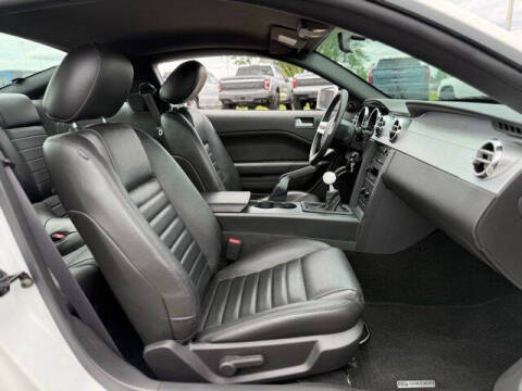 2007 Ford Mustang GT Deluxe